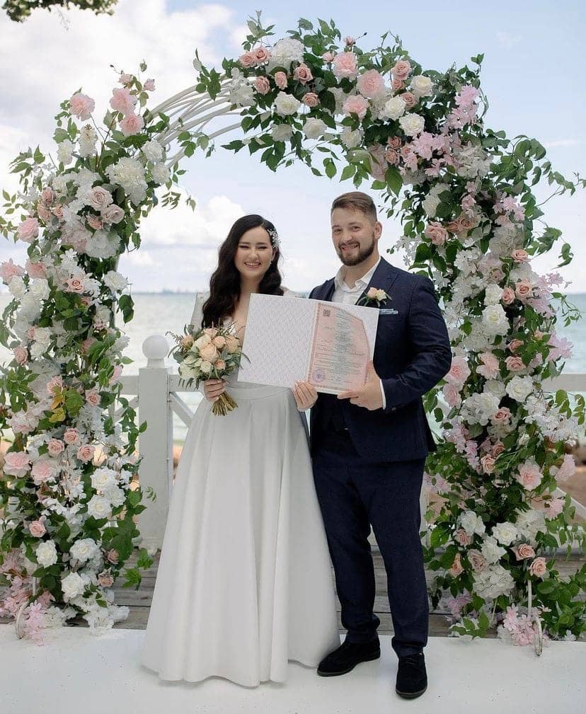 Свадьба в шатре на природе за городом СПб